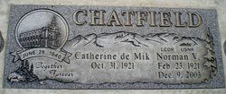 Chatfield Norman Valentine 1921-2003 Grave.jpg